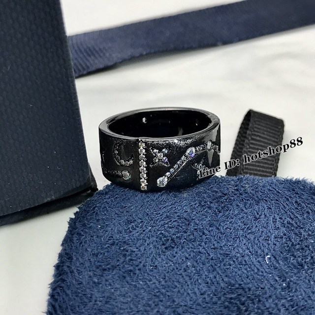 APM Monaco高質量官網新款黑色星座戒指 zgb2048